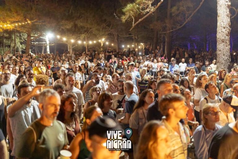 Desaloxadas 1500 persoas do festival Vive Nigrán logo de declararse un incendio forestal en Monteferro