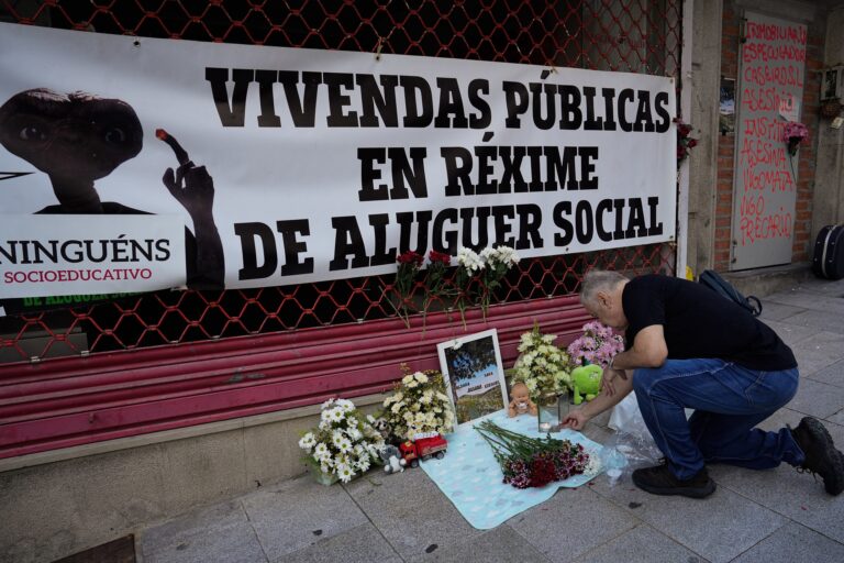 Lembranza e denuncia un ano despois do incendio mortal en Vigo