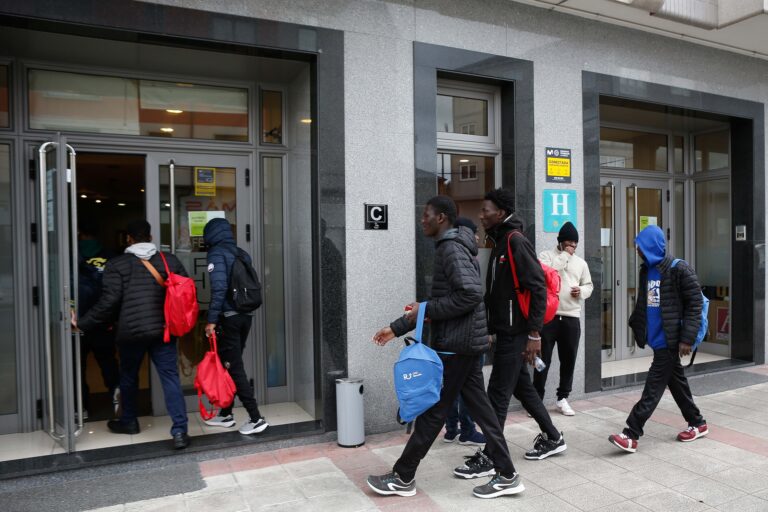 O Concello reforza servizos para facilitar a regularización