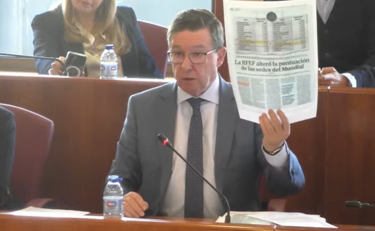 O goberno de Vigo cualifica de “insidias” as críticas do PP que o vinculan coa “corrupción sanchista”