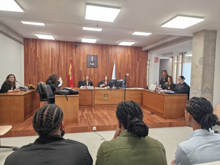 A Fiscalía mantén a acusación contra dous homes por violación en Vigo e as defensas ven “contradicións” na muller