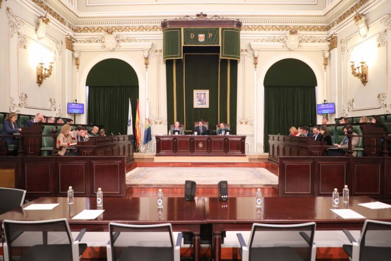 A Deputación de Pontevedra rexeita pedir responsabilidades pola exclusión de Vigo do Mundial