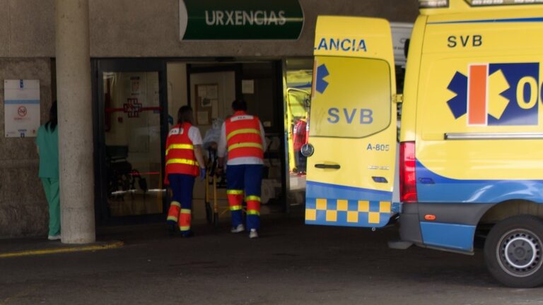 Investigan unha suposta agresión en Vigo a un mozo que acabou ingresado no hospital con lesións graves