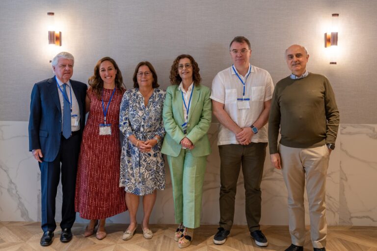 O Sergas realiza máis de 283.000 probas para eliminar a hepatite C