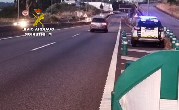 Investigan un posible ‘pique’ entre dous coches de alta gama que foron captados a 177 km/h na A-55