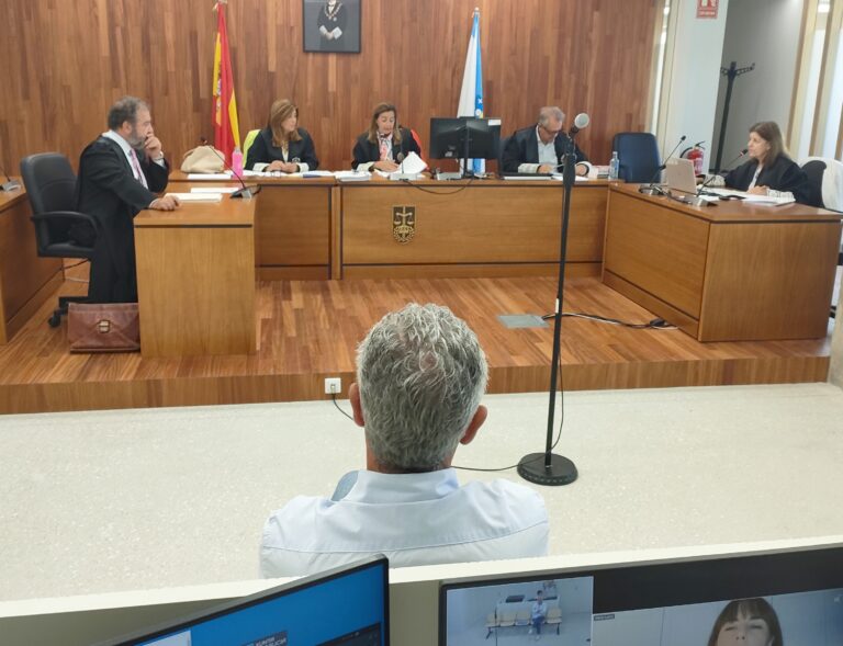Un exempregado dunha oficina de Abanca en Vigo acepta 2 anos de cárcere por apropiarse de 139.000 euros dunha clienta