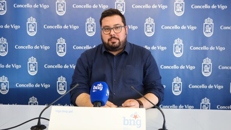 O BNG de Vigo denuncia que o goberno local sigue “tolerando a pirataría de Uber” na cidade
