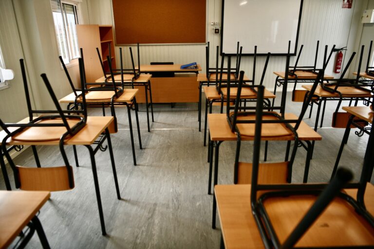 Dimite a dirección do IES Valadares con críticas á falta de recursos para atender a alumnos con necesidades