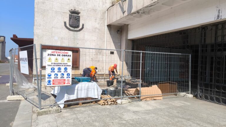 O BNG volve pedir a retirada do busto de Juan Carlos I da entrada do Concello de Vigo