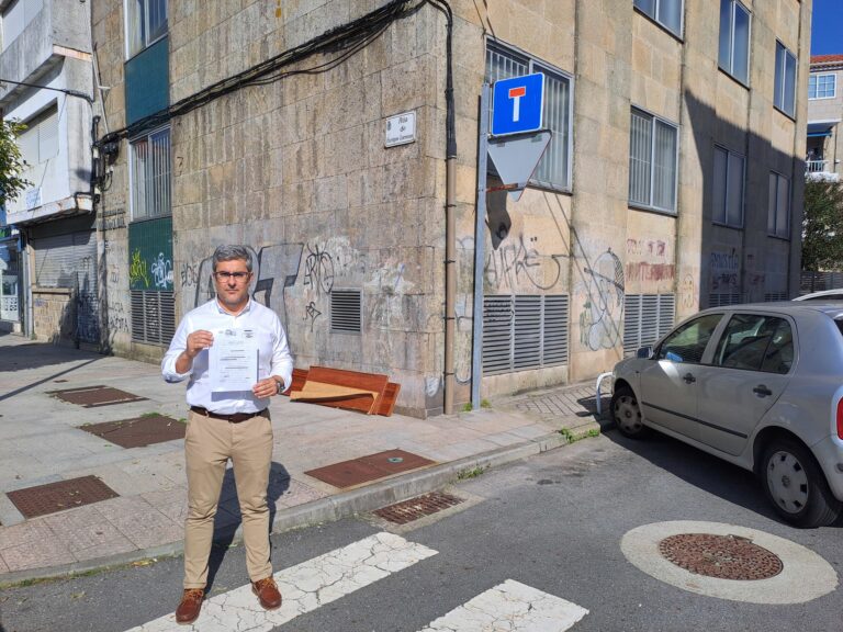 O PP de Vigo pide a Caballero que deixe as “ambigüidades” sobre a biblioteca de Teis