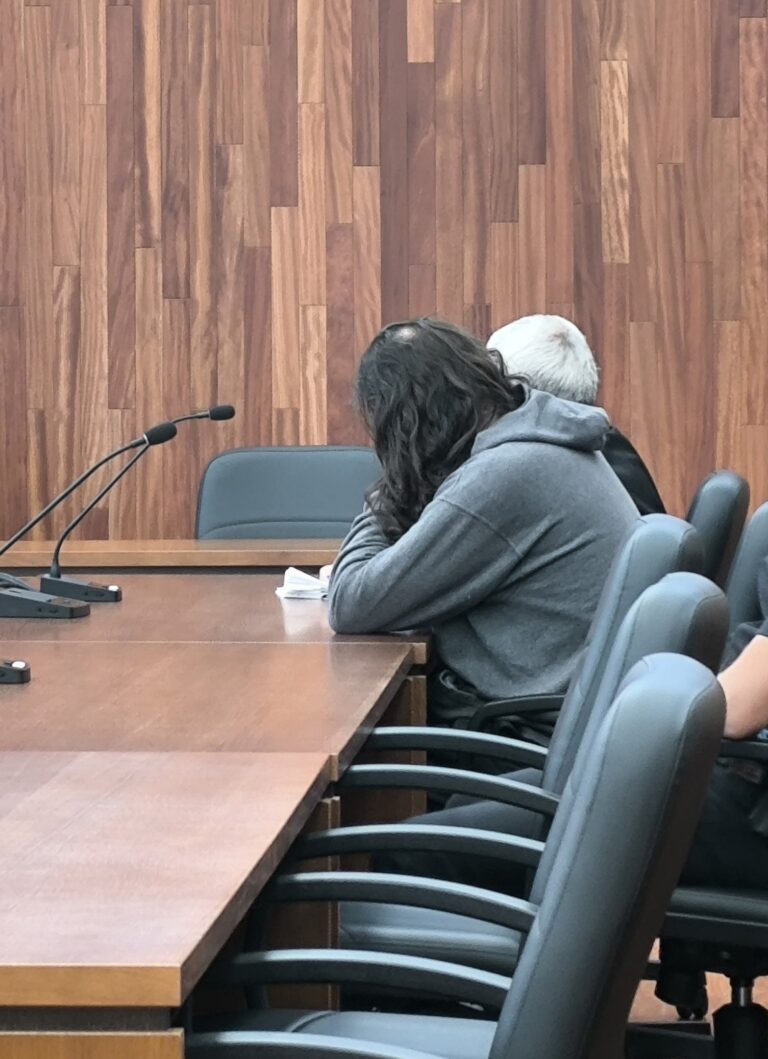 O acusado de matar á exparella diante dos seus fillos en Baiona rexeita un acordo de redución de penas