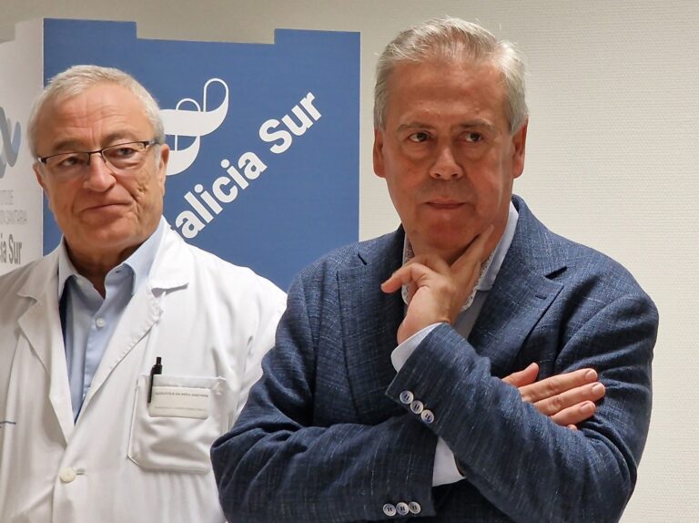 O conselleiro de Sanidade di “non estar preocupado” ante a suposta fuga de médicos de Povisa