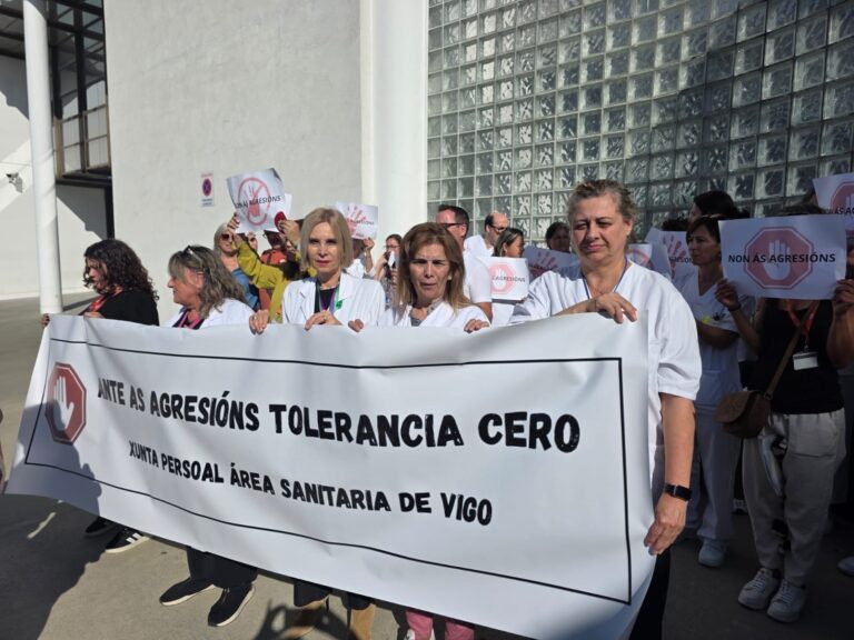 Nova concentración do persoal do Chuvi pra denunciar a agresión a unha enfermeira