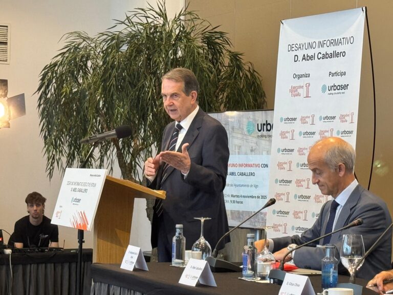 Caballero saca peito e presume de xestión: “Se hoxe houbese eleccións subiriamos 2 concelleiros e gañariamos a Deputación”