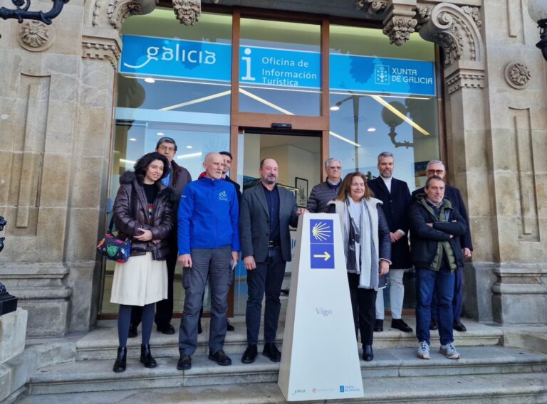 A Xunta urxe a Vigo a sinalizar o Camiño para evitar que os 90.000 pelegríns se “perdan”