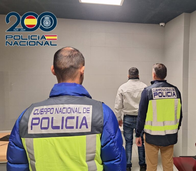 A Policía Nacional desarticula en Vigo unha banda que asaltaba a empresarios chineses en toda España