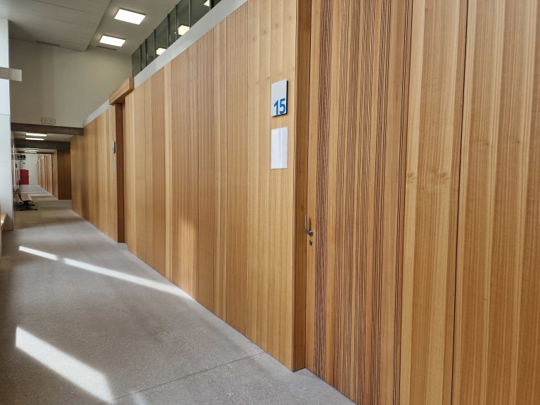 Xulgan en Vigo un home acusado de estafar 650 euros coa falsa reserva dun piso en Xixón