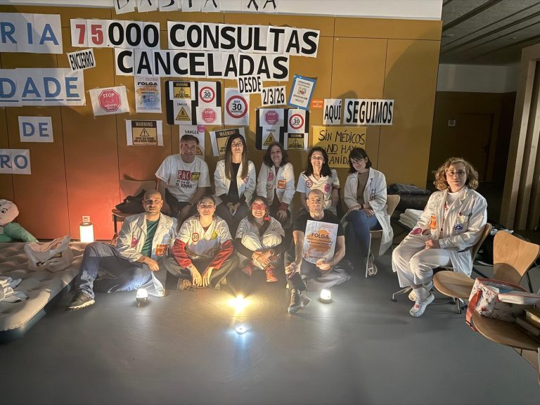 Os médicos pechados no Olimpia Valencia de Vigo manterán a protesta durante a fin de semana