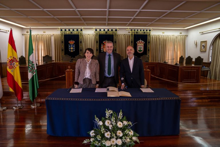 A Xunta, A Cañiza e Zona Franca de Vigo pactan o impulso ao novo parque empresarial de Ou Vieiro