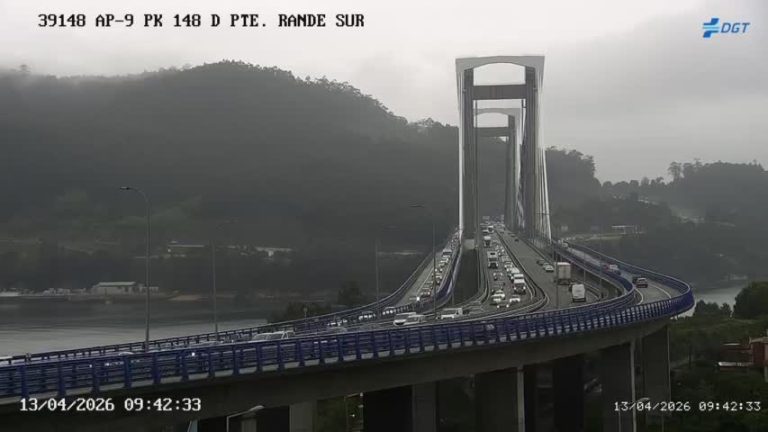 Colas quilométricas na AP-9 tras un accidente nos túneles da Madroa