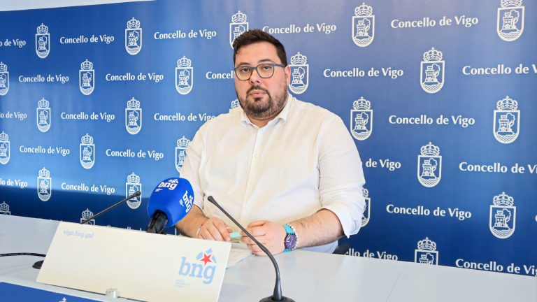 O BNG denuncia “opacidade” no custo do desfile das Forzas Armadas e o peche das Travesas