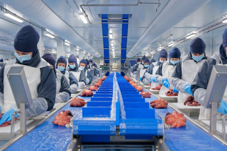 A viguesa Profand compra o Grupo Unión Martín para reforzar o seu negocio industrial en Canarias