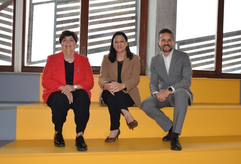 A UVigo vota este mércores para elixir Reitorado entre Belén Rubio, Carmen García Mateo e Jacobo Porteiro