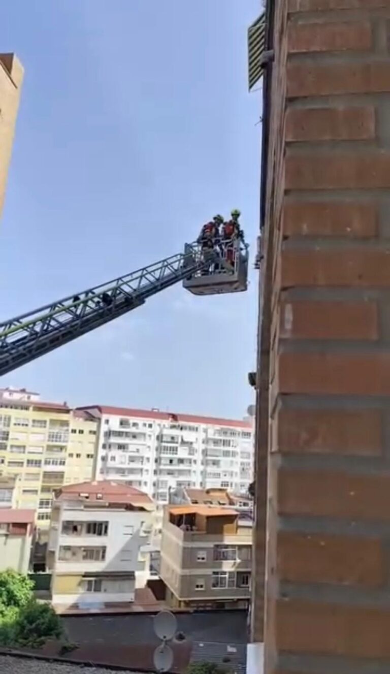 Atopan a outra anciá morta nun piso de Vigo que levaba varios días falecida
