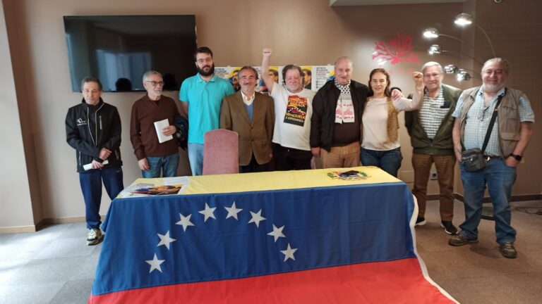 ​Pérez Esquivel, Beiras, Ferrín ou Ramonet apoian unha campaña pola liberdade de Nicolás Maduro