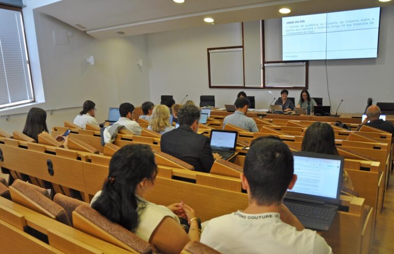 Ana Comesaña incorporarase á Xerencia da UVigo