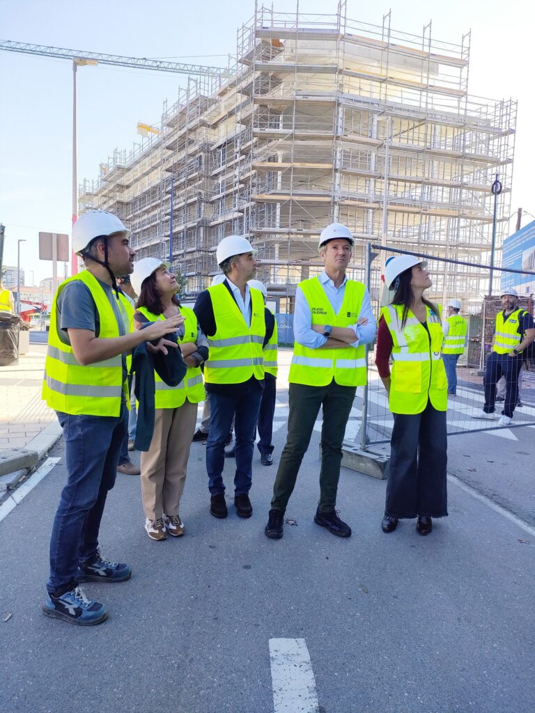 O PSdeG denuncia a Rueda ante a Xunta Electoral pola visita ás obras de vivenda de Navia